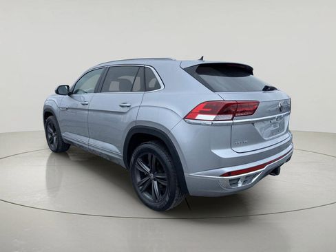 Used 2022 Volkswagen Atlas Cross Sport SEL R-Line AWD/4WD image 5