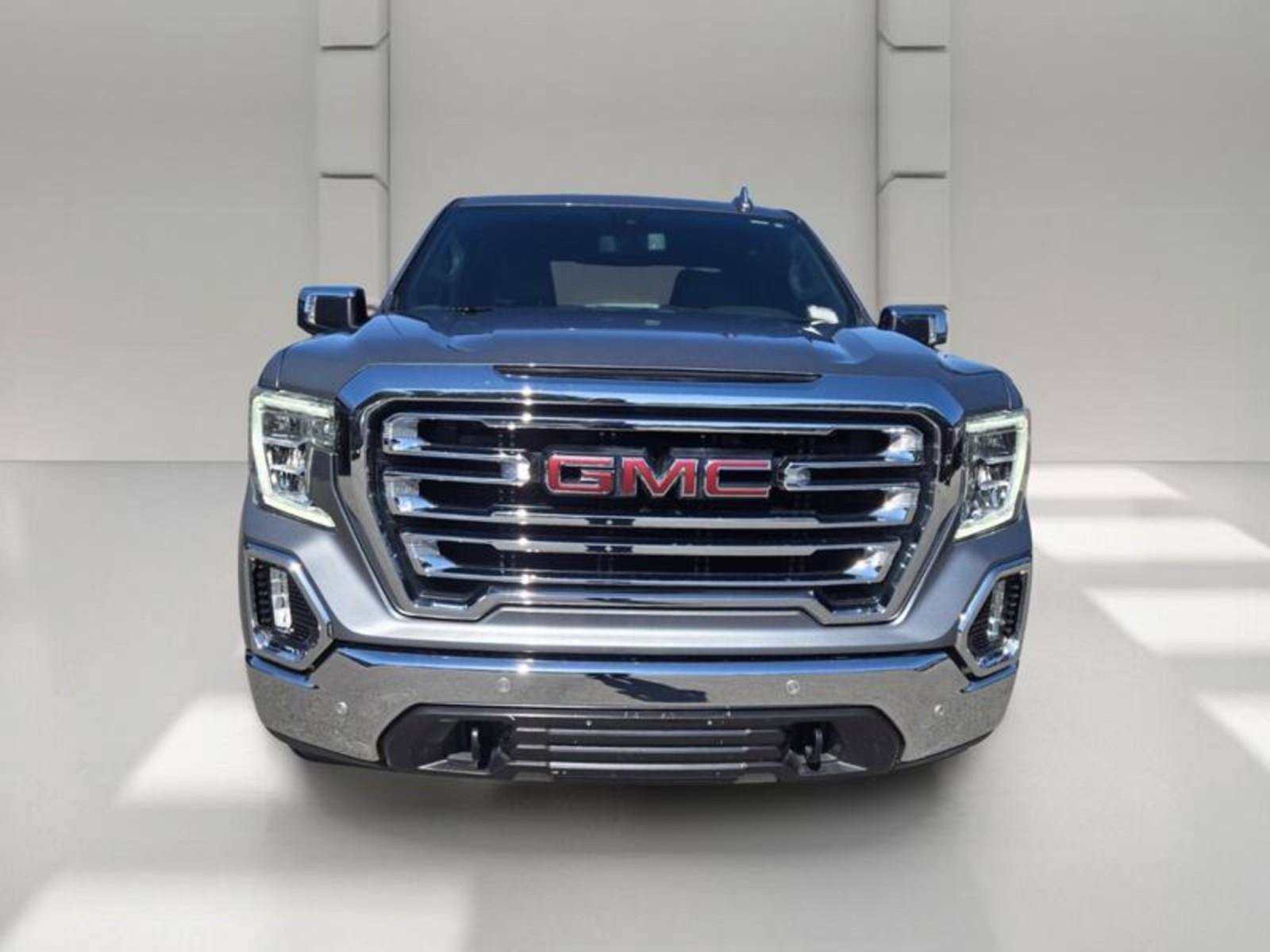 Used 2021 GMC Sierra 1500 SLT w/ SLT Premium Plus Package AWD/4WD image 2