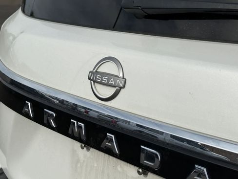 Used 2024 Nissan Armada SV image 11