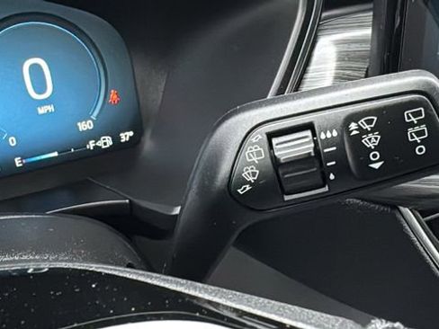 Certified 2023 Ford Escape Platinum w/ Class II Trailer Tow Package image 19