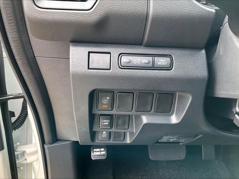 New 2026 Nissan Frontier S image 15