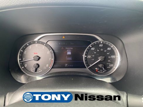 Used 2022 Nissan Frontier SV w/ SV Premium Package RWD image 33