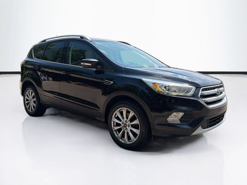 Used 2017 Ford Escape Titanium AWD/4WD image 3
