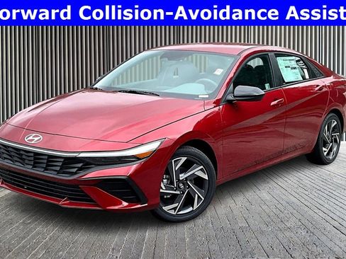 New 2025 Hyundai Elantra SEL image 2