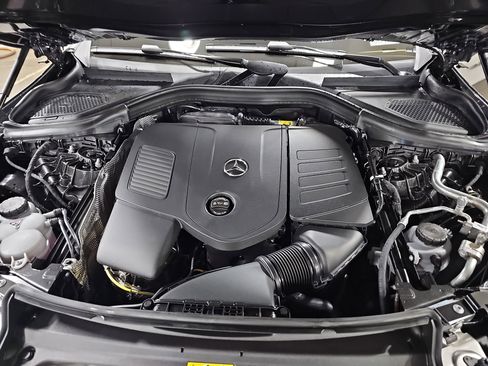 New 2026 Mercedes-Benz GLC 300 image 32