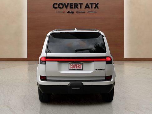 Used 2025 Lexus GX 550 w/ Cold Area Package AWD/4WD image 4