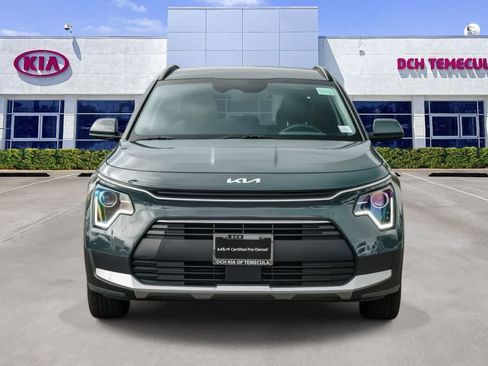 Certified 2025 Kia Niro EX FWD image 2