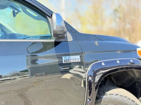 Used 2017 Toyota Tundra Platinum AWD/4WD image 11