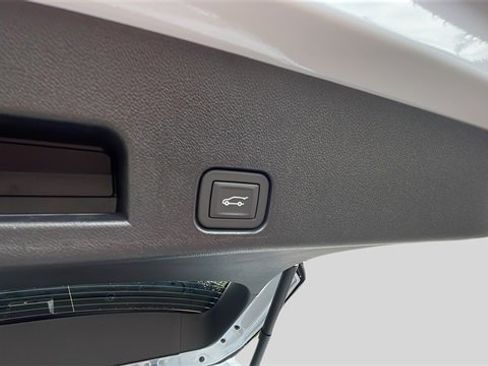 New 2026 Buick Enclave Avenir w/ Super Cruise Package image 19