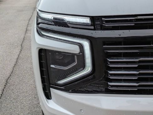 New 2025 Chevrolet Tahoe High Country AWD/4WD image 11