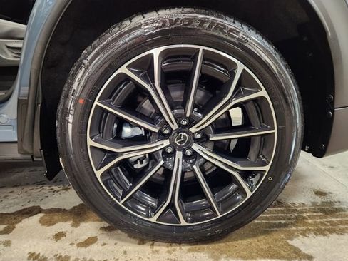 Certified 2025 MAZDA CX-70 Plug-In Hybrid w/ Premium Plus image 25