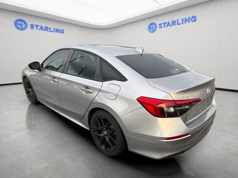 Used 2024 Honda Civic Sport image 2