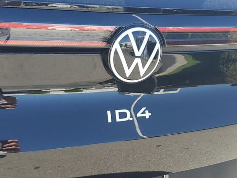 Used 2021 Volkswagen ID.4 Pro S w/ Gradient Package AWD/4WD image 7