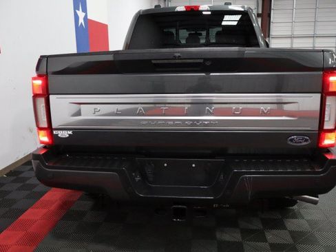 Used 2020 Ford F250 Platinum w/ FX4 Off-Road Package AWD/4WD image 29