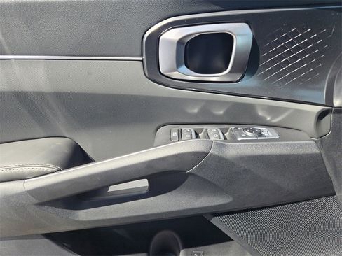 New 2026 Kia Sorento LX image 16
