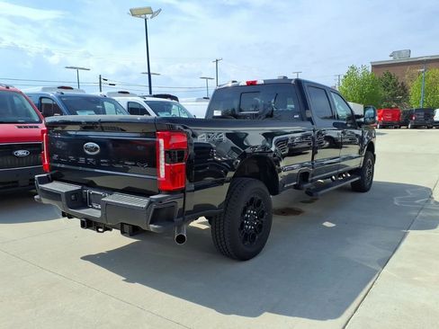 New 2026 Ford F250 XLT w/ XLT Premium Package AWD/4WD image 5
