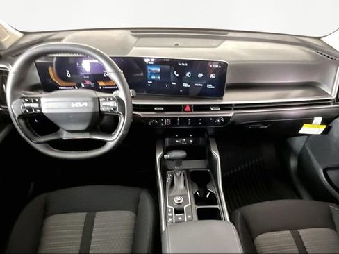 New 2026 Kia Sorento LX image 6