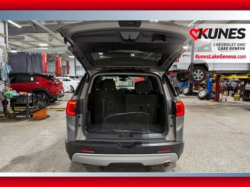 Used 2019 GMC Acadia SLE w/ LPO, Floor Liner Package image 22