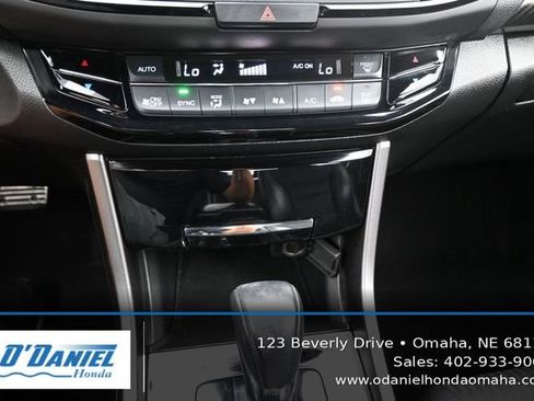 Used 2016 Honda Accord Sport image 32