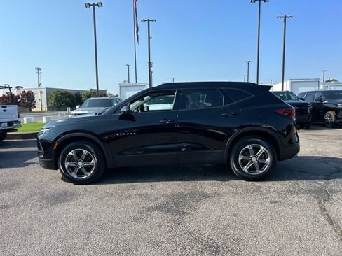 Used 2024 Chevrolet Blazer LT w/ Convenience Package FWD image 6