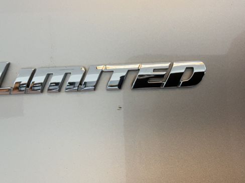 Used 2020 Toyota 4Runner Limited AWD/4WD image 42