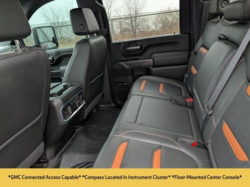 Used 2020 GMC Sierra 2500 AT4 w/ AT4 Premium Package image 27