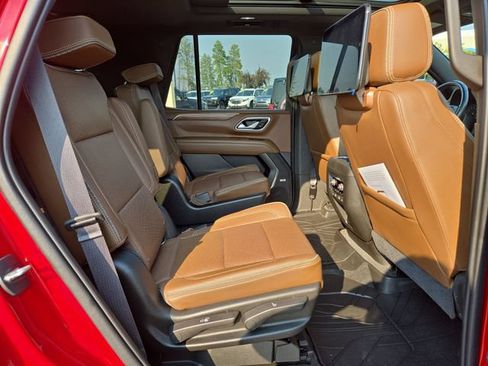 Used 2021 Chevrolet Tahoe High Country AWD/4WD image 40