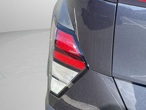 Used 2024 Hyundai Kona SEL image 19