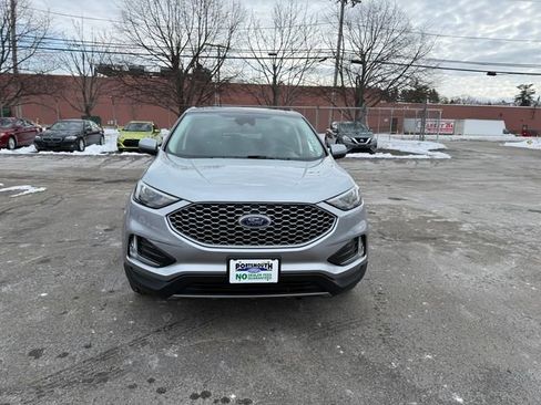 Used 2024 Ford Edge SEL w/ Convenience Package image 8