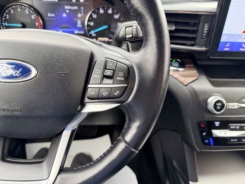 Used 2020 Ford Explorer Limited AWD/4WD image 24