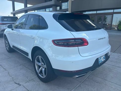 Used 2018 Porsche Macan AWD/4WD image 3