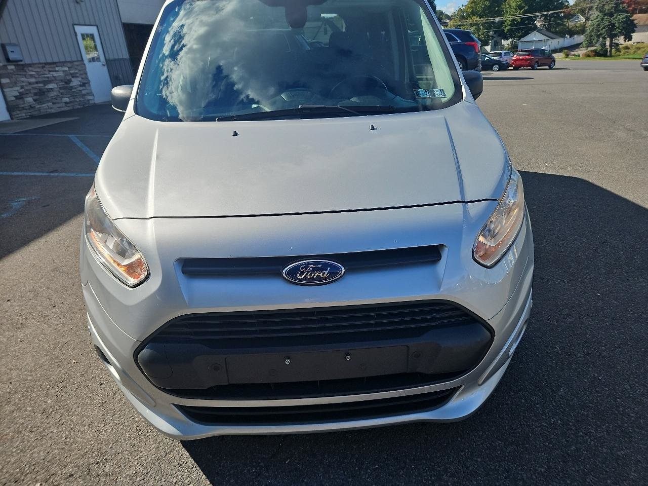 Used 2017 Ford Transit Connect XLT FWD image 8
