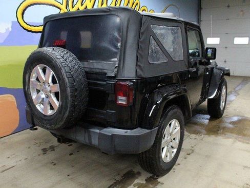 Used 2015 Jeep Wrangler Sport image 4