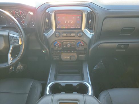 Used 2021 Chevrolet Silverado 1500 LT Trail Boss w/ Convenience Package II image 18