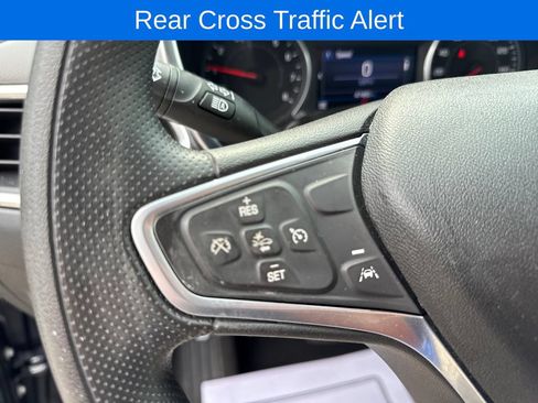 Used 2022 Chevrolet Equinox LS w/ LS Convenience Package FWD image 13