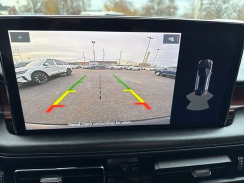 Certified 2023 Lincoln Nautilus Reserve w/ Monochromatic Package image 25