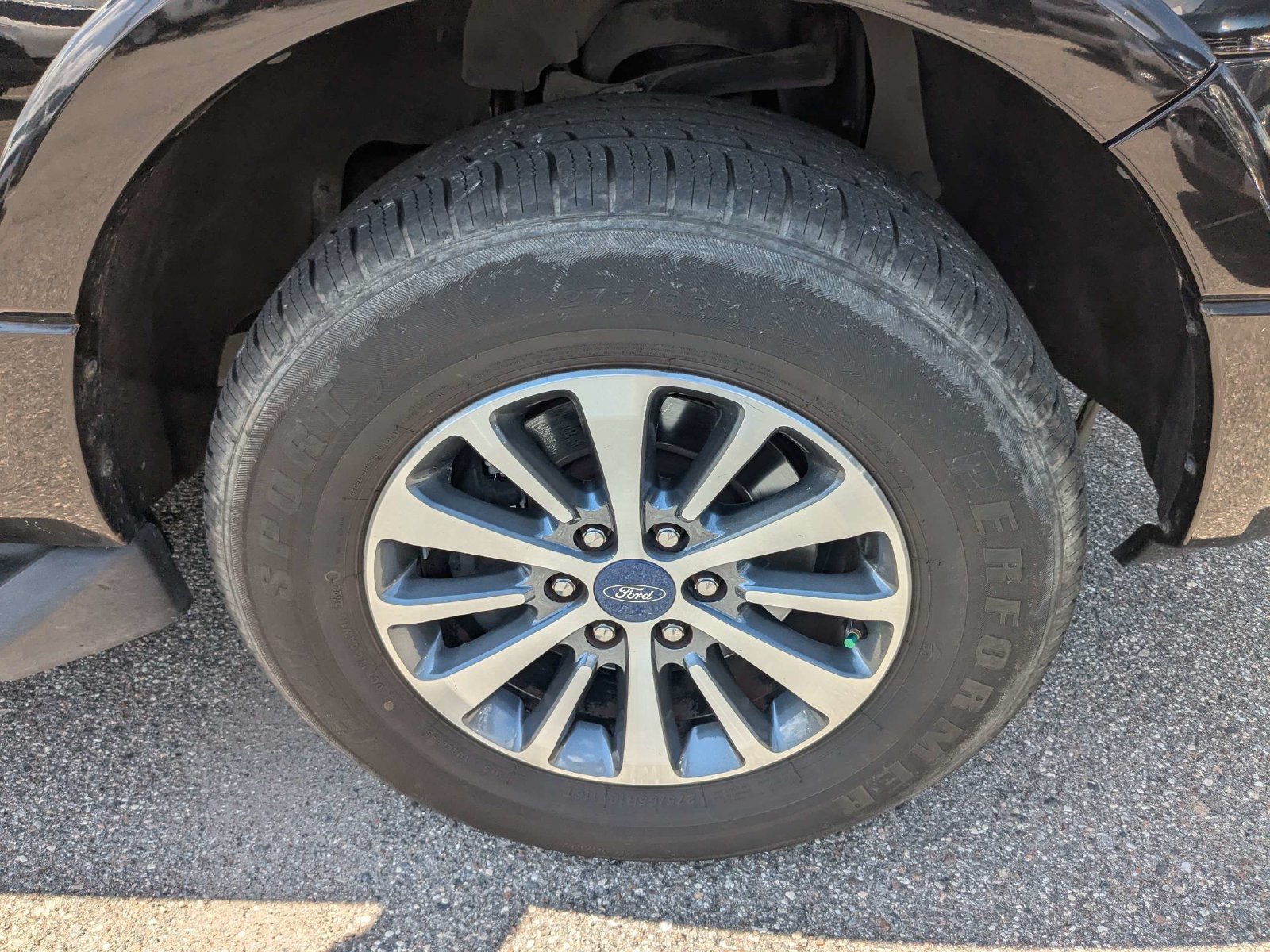 Used 2017 Ford Expedition XLT RWD image 11