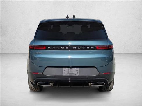 New 2026 Land Rover Range Rover Sport SE image 8
