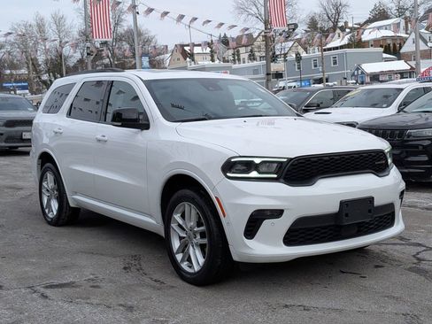 Used 2023 Dodge Durango GT image 4