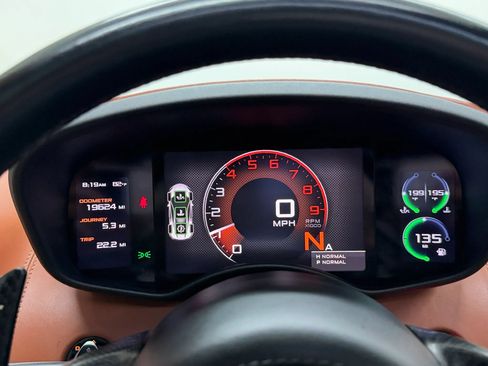 Used 2017 McLaren 570S RWD image 73