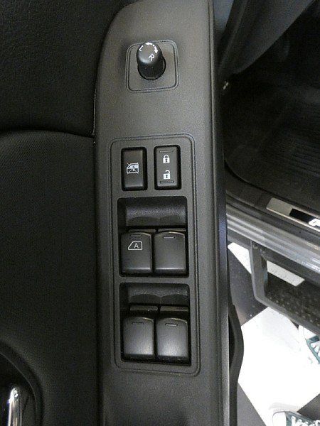 Used 2024 Nissan Frontier PRO-4X w/ Pro Premium Package AWD/4WD image 33