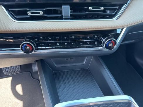 New 2026 Chevrolet Equinox ACTIV w/ Convenience Package III AWD/4WD image 26