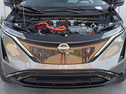 Used 2023 Nissan Ariya FWD image 7