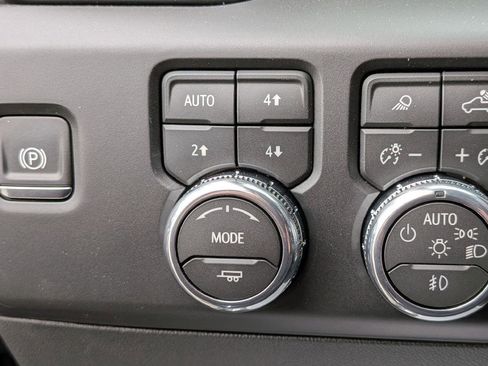 New 2026 GMC Sierra 1500 Denali AWD/4WD image 16