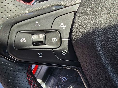 New 2026 Chevrolet Trax RS w/ Driver Confidence Package FWD image 19