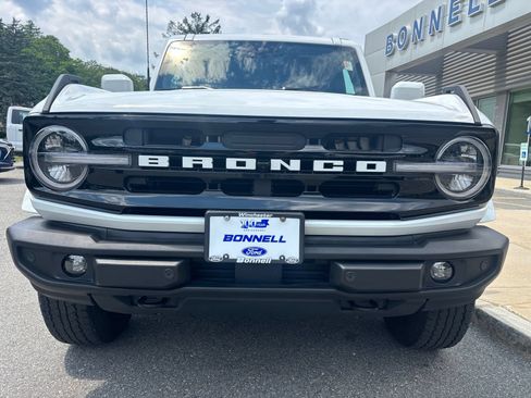 Used 2024 Ford Bronco Outer Banks AWD/4WD image 9