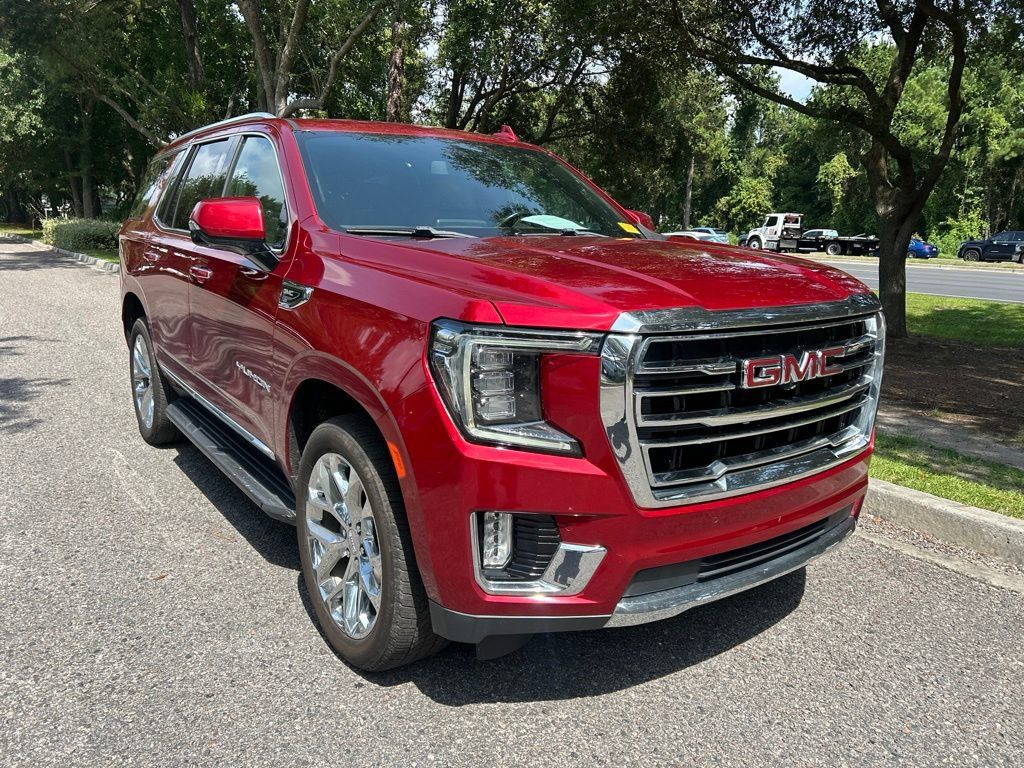 Used 2021 GMC Yukon SLT w/ SLT Luxury Plus Package AWD/4WD image 4