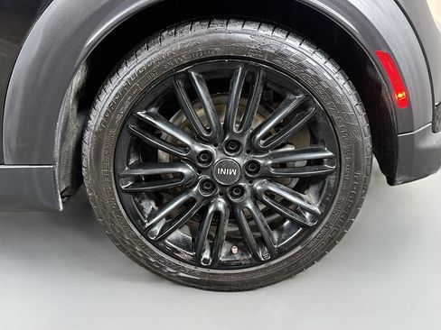 Used 2022 MINI Cooper S w/ Premium Package image 29