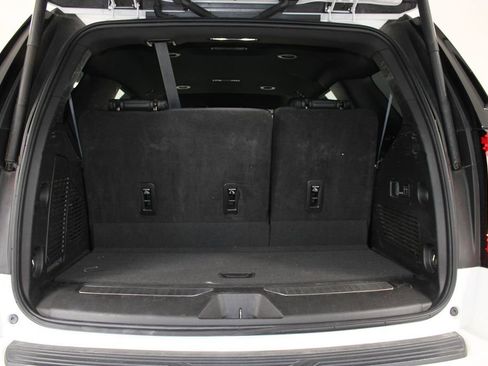 Used 2024 GMC Yukon Denali image 14