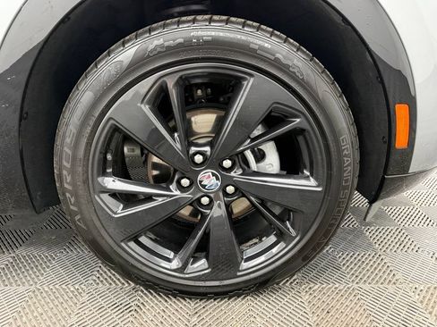 Used 2023 Buick Envision Essence w/ Sport Touring Package AWD/4WD image 18
